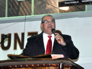CUATRO DECISIONES REPRESENTATIVAS